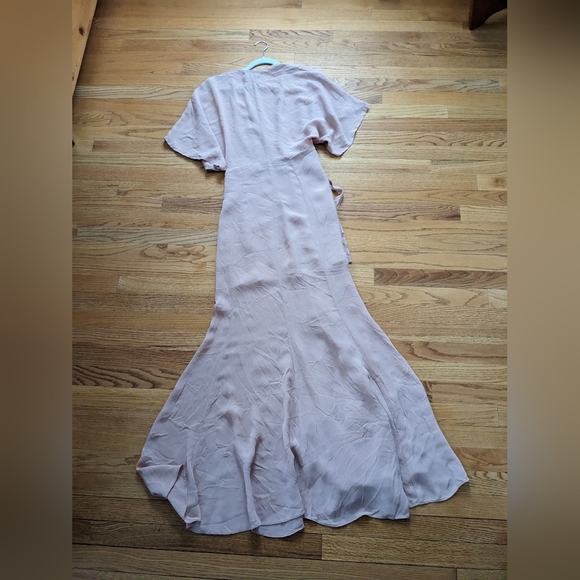 Reformation Winslow dress in Blush - Picture 7 of 13